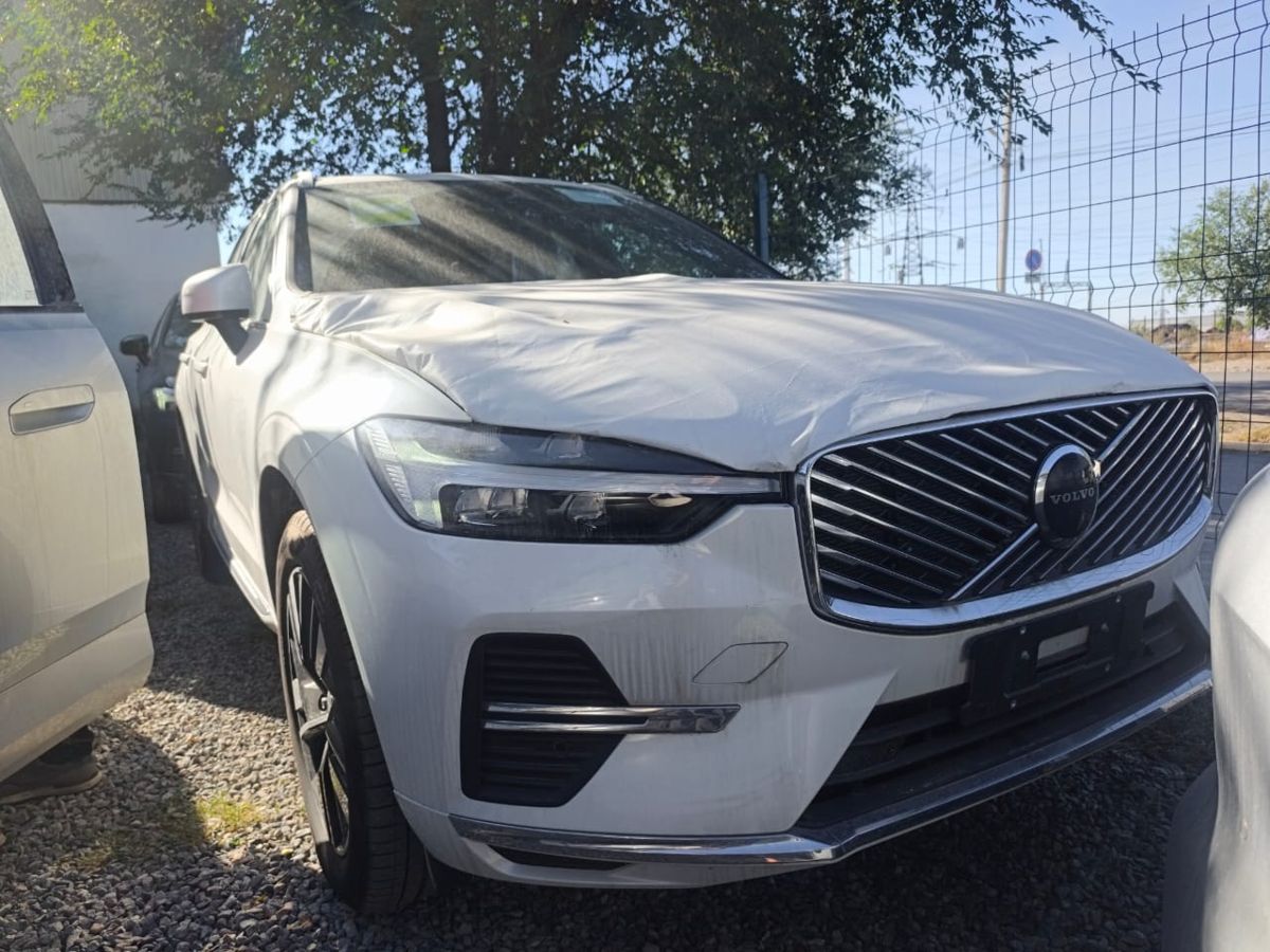 Volvo XC60 2.0 AT (250 л.с.) 4WD в автосалоне Nextline